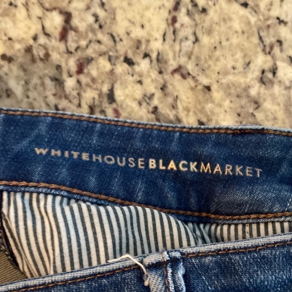 White House Black Market Floral-Embroidered Skinny Crop Jeans 2 - Picture 12 of 12